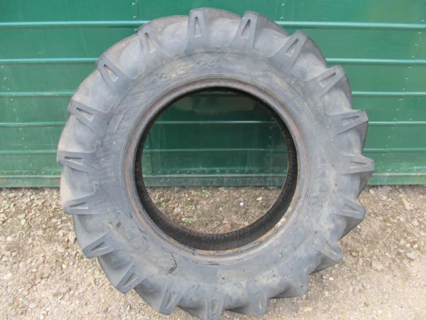 OZKA  Tyre